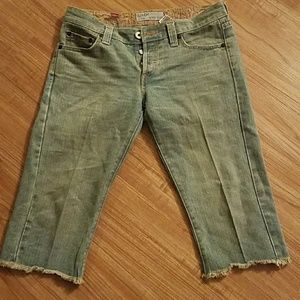 Levis Slouch 513 Boot Cut Denim Capris, Size 9